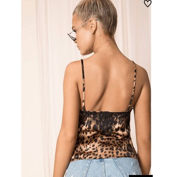 Superdown Crysta lace trim cami top in Leopard Size S - Picture 3 of 6